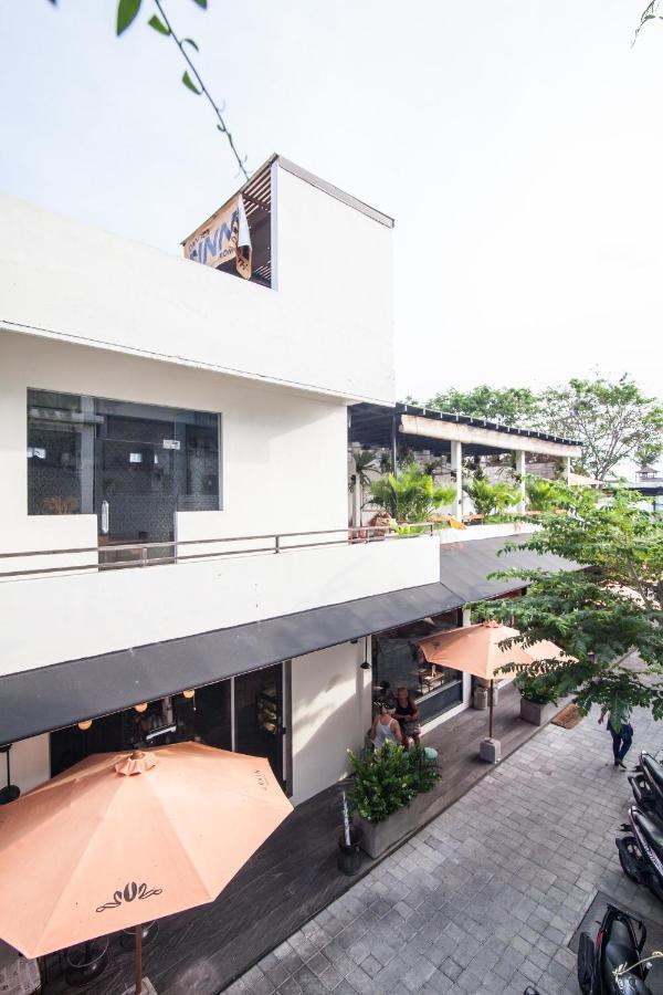 Srikrisna Wisma tamu *
